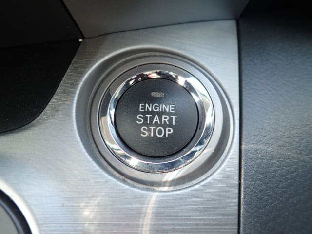 TOYOTA RAV4 thumbnail 40
