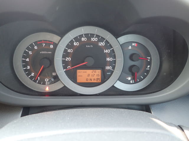 TOYOTA RAV4 thumbnail 33