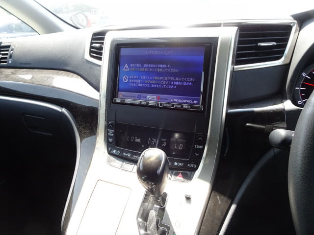 TOYOTA Alphard thumbnail 38