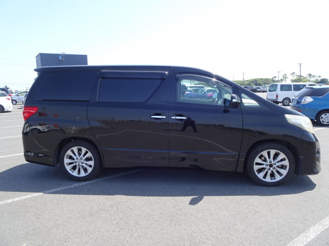 TOYOTA Alphard thumbnail 6