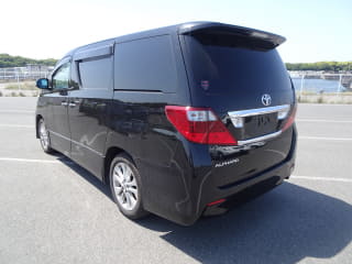 2011 TOYOTA Alphard