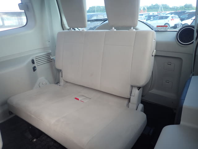 MITSUBISHI Pajero thumbnail 28