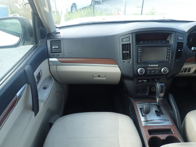 MITSUBISHI Pajero thumbnail 33