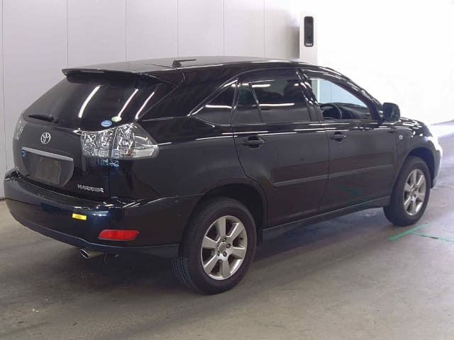 TOYOTA Harrier thumbnail 2