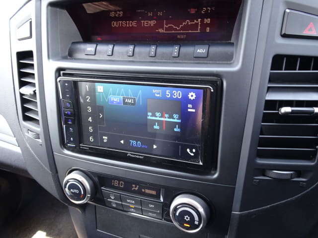 MITSUBISHI Pajero thumbnail 38