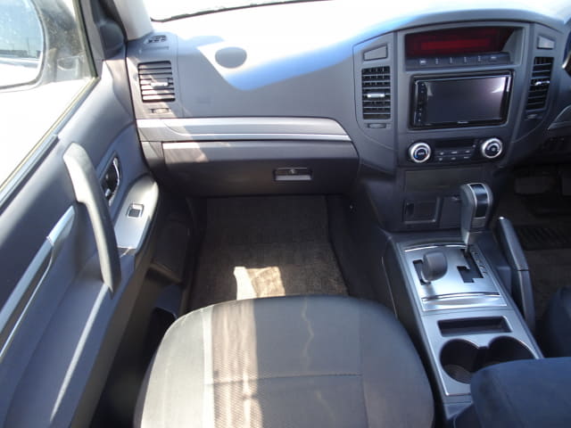 MITSUBISHI Pajero thumbnail 35
