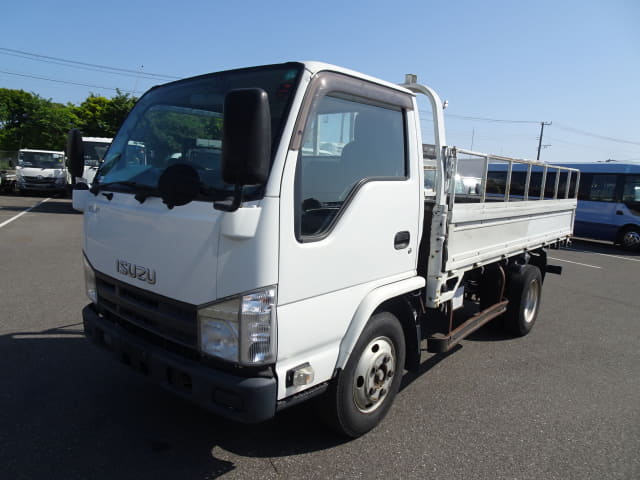 ISUZU Elf Truck,;