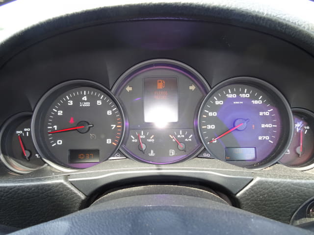 Porsche Cayenne thumbnail 34