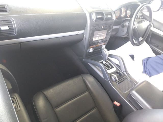 Porsche Cayenne thumbnail 54