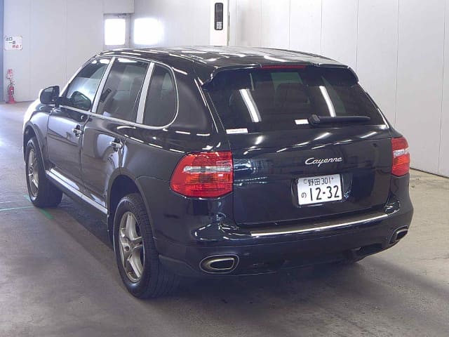 Porsche Cayenne thumbnail 56