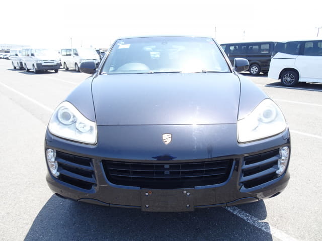 Porsche Cayenne thumbnail 8