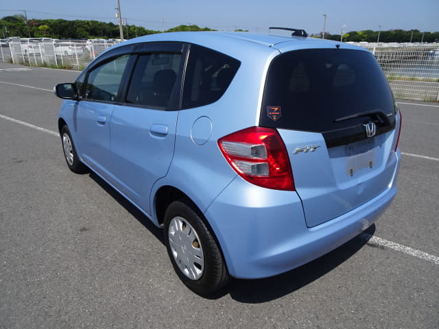 HONDA Fit thumbnail 3
