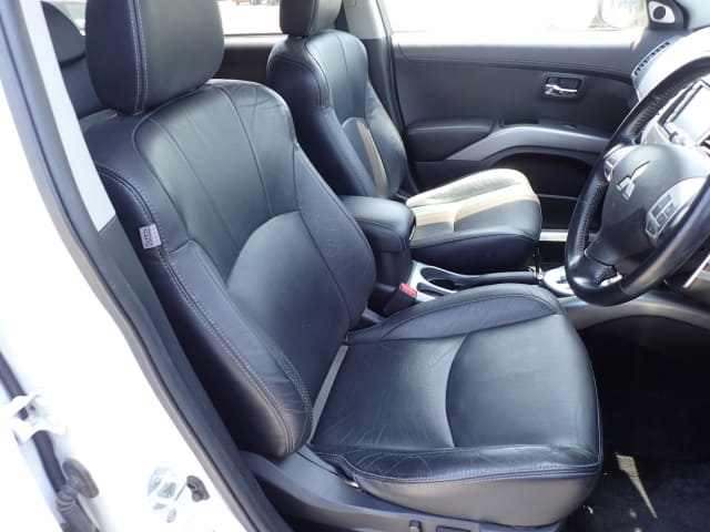 MITSUBISHI Outlander thumbnail 25