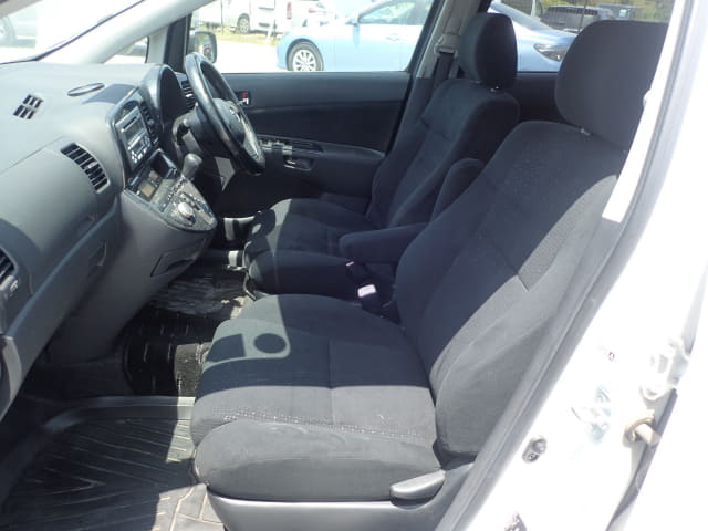TOYOTA Wish thumbnail 80