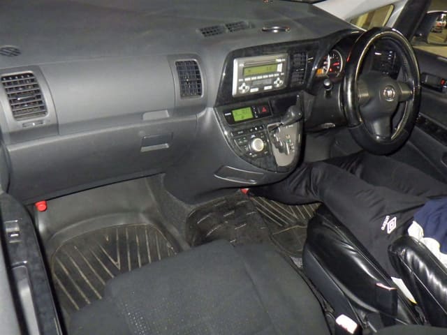 TOYOTA Wish thumbnail 48