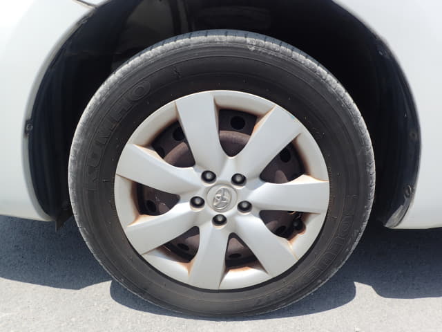 TOYOTA Wish thumbnail 9