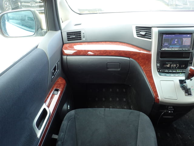 TOYOTA Alphard thumbnail 34
