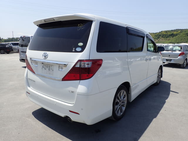 TOYOTA Alphard thumbnail 5