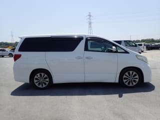 2011 TOYOTA Alphard