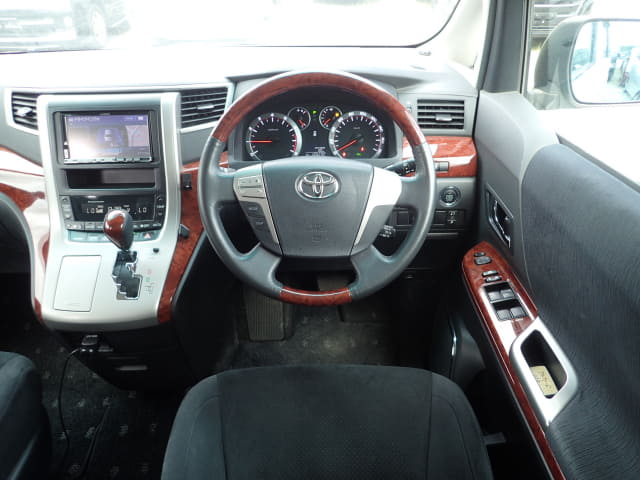 TOYOTA Alphard thumbnail 33