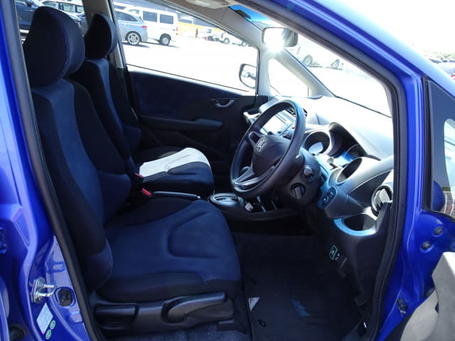 HONDA Fit thumbnail 25