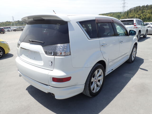 MITSUBISHI Outlander thumbnail 5