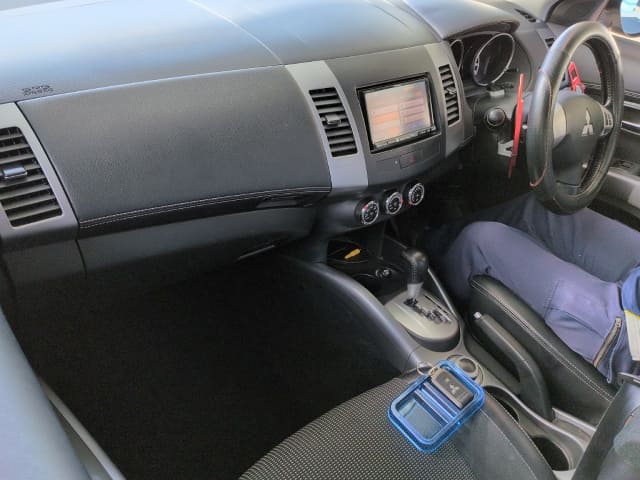 MITSUBISHI Outlander thumbnail 56