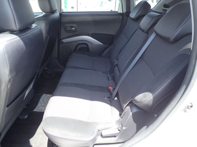 MITSUBISHI Outlander thumbnail 27