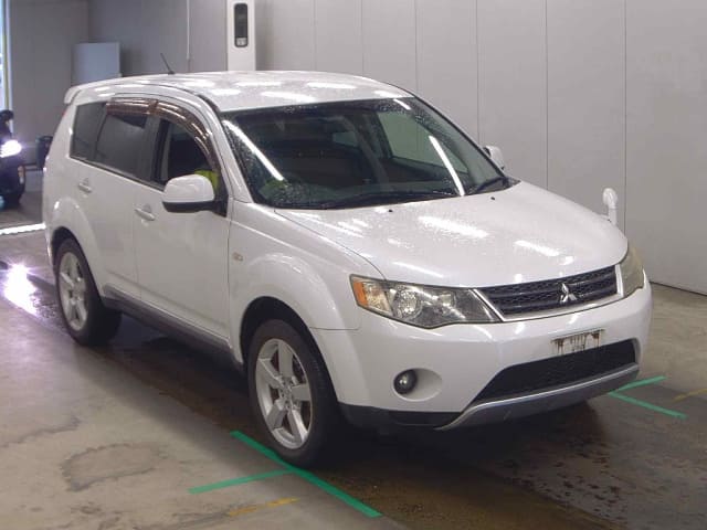 MITSUBISHI Outlander thumbnail 6