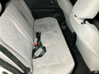 2011 TOYOTA Vitz