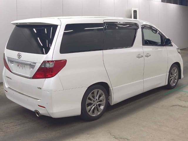 TOYOTA Alphard thumbnail 2