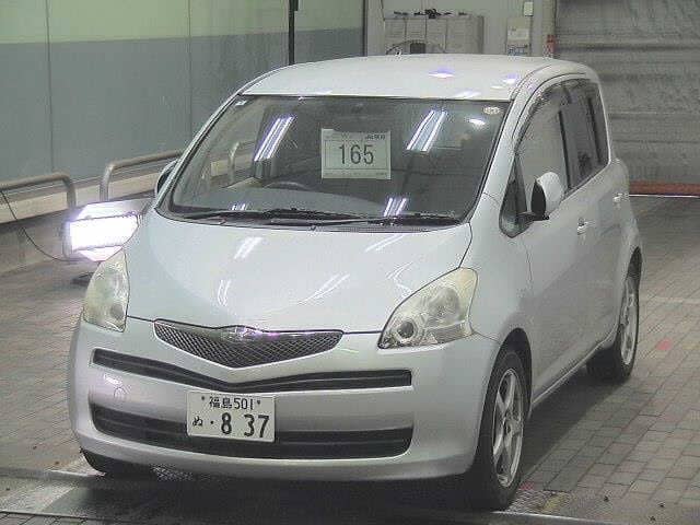 TOYOTA Ractis
