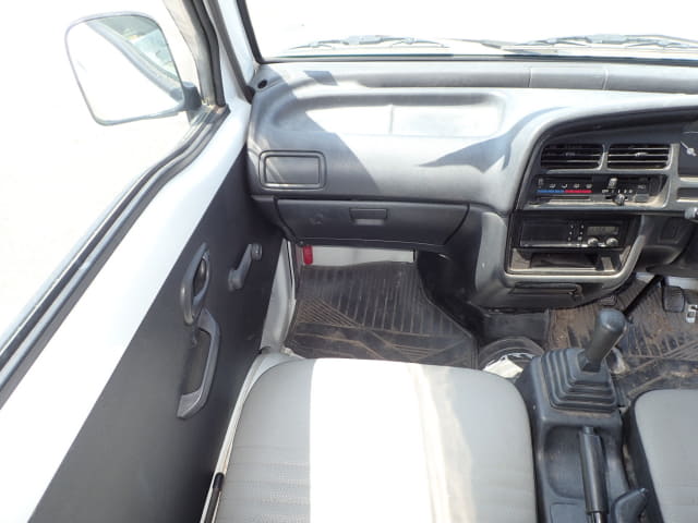 SUZUKI Carry Truck thumbnail 24