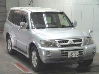 2005 MITSUBISHI Pajero