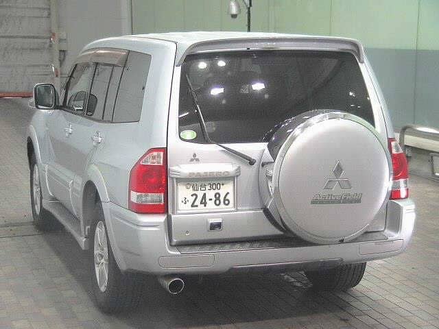 MITSUBISHI Pajero thumbnail 6