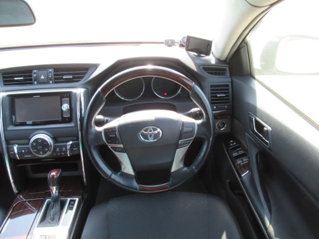 TOYOTA Mark X thumbnail 32