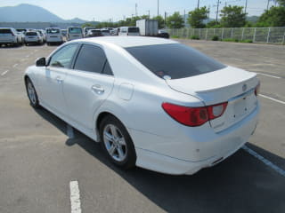 2011 TOYOTA Mark X
