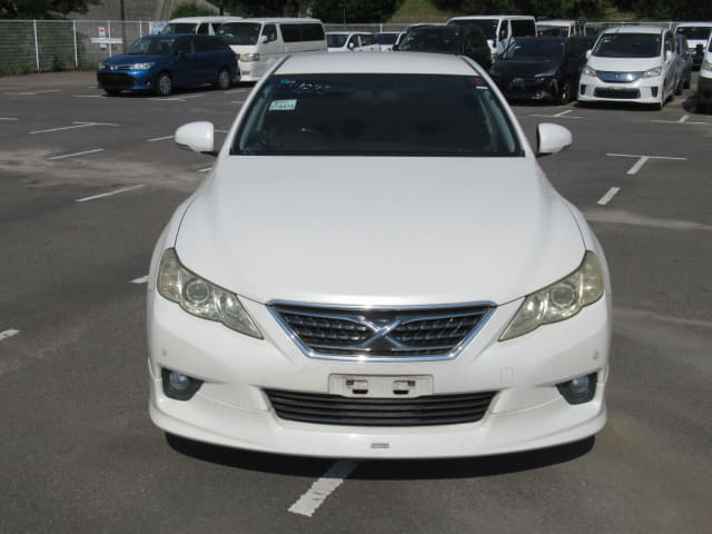 TOYOTA Mark X thumbnail 8