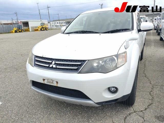 MITSUBISHI Outlander,;