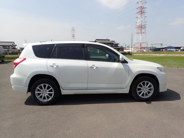 TOYOTA Vanguard thumbnail 6