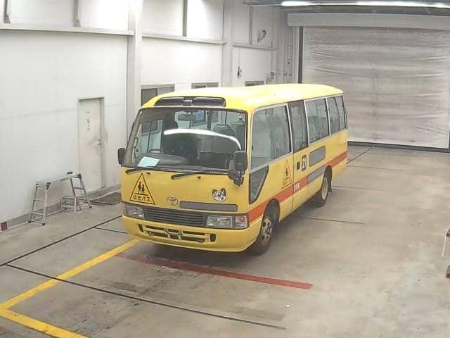 TOYOTA Coaster
