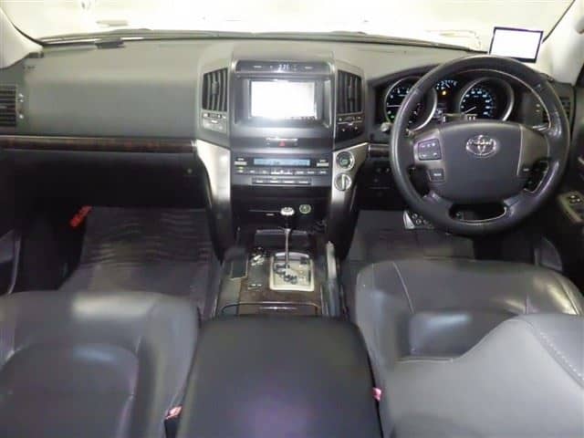 TOYOTA Land Cruiser thumbnail 61