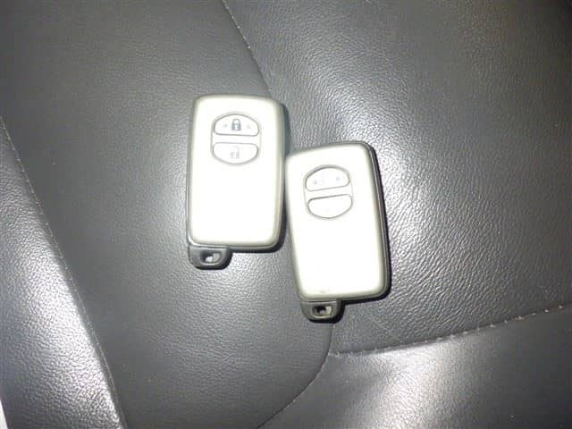 TOYOTA Land Cruiser thumbnail 64