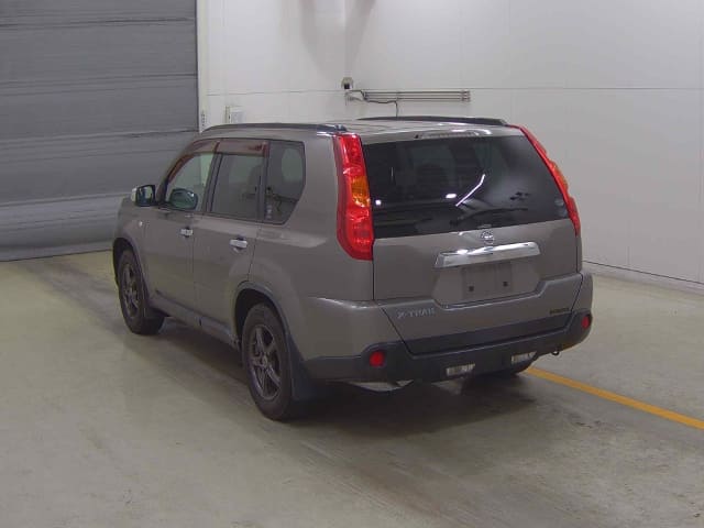 NISSAN X-Trail thumbnail 5
