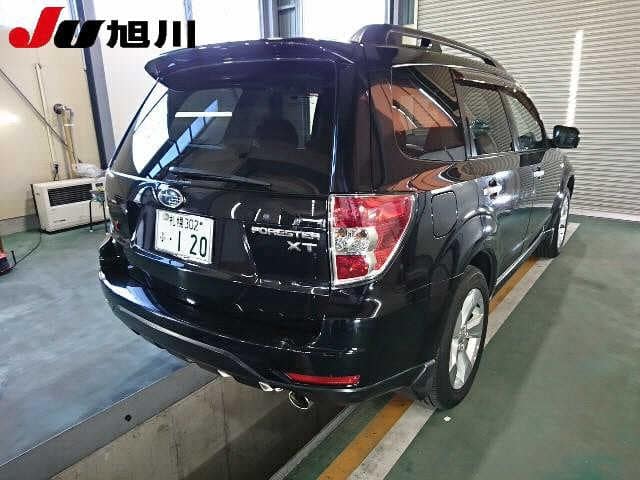 SUBARU Forester thumbnail 2