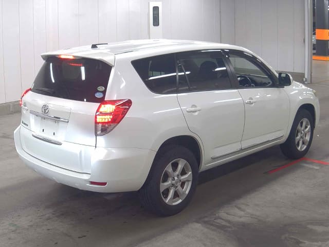 TOYOTA Vanguard thumbnail 2