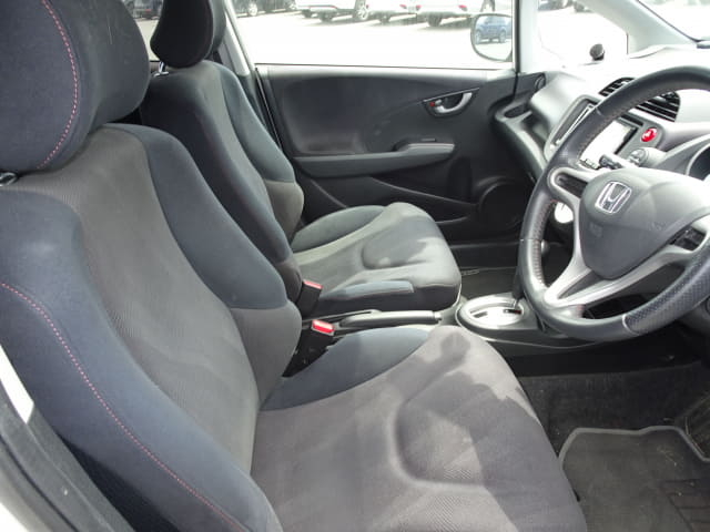 HONDA Fit thumbnail 25