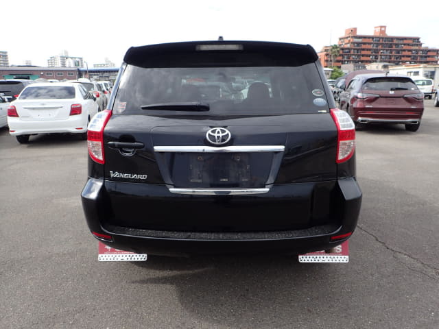 TOYOTA Vanguard thumbnail 4