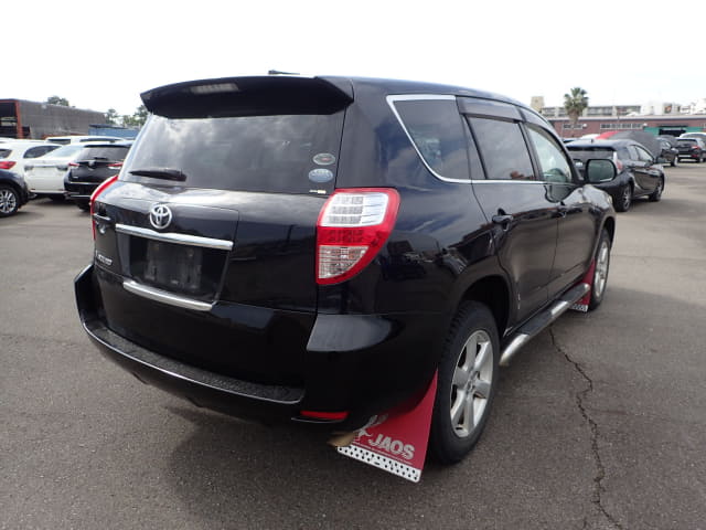 TOYOTA Vanguard thumbnail 5