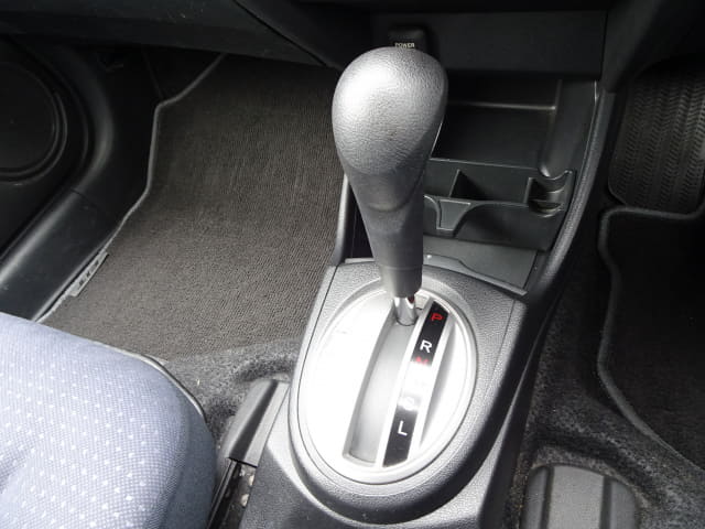HONDA Fit thumbnail 38